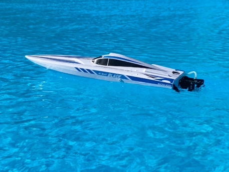 Recenzia RC lode Blade Boat Mono | RCprofi.sk